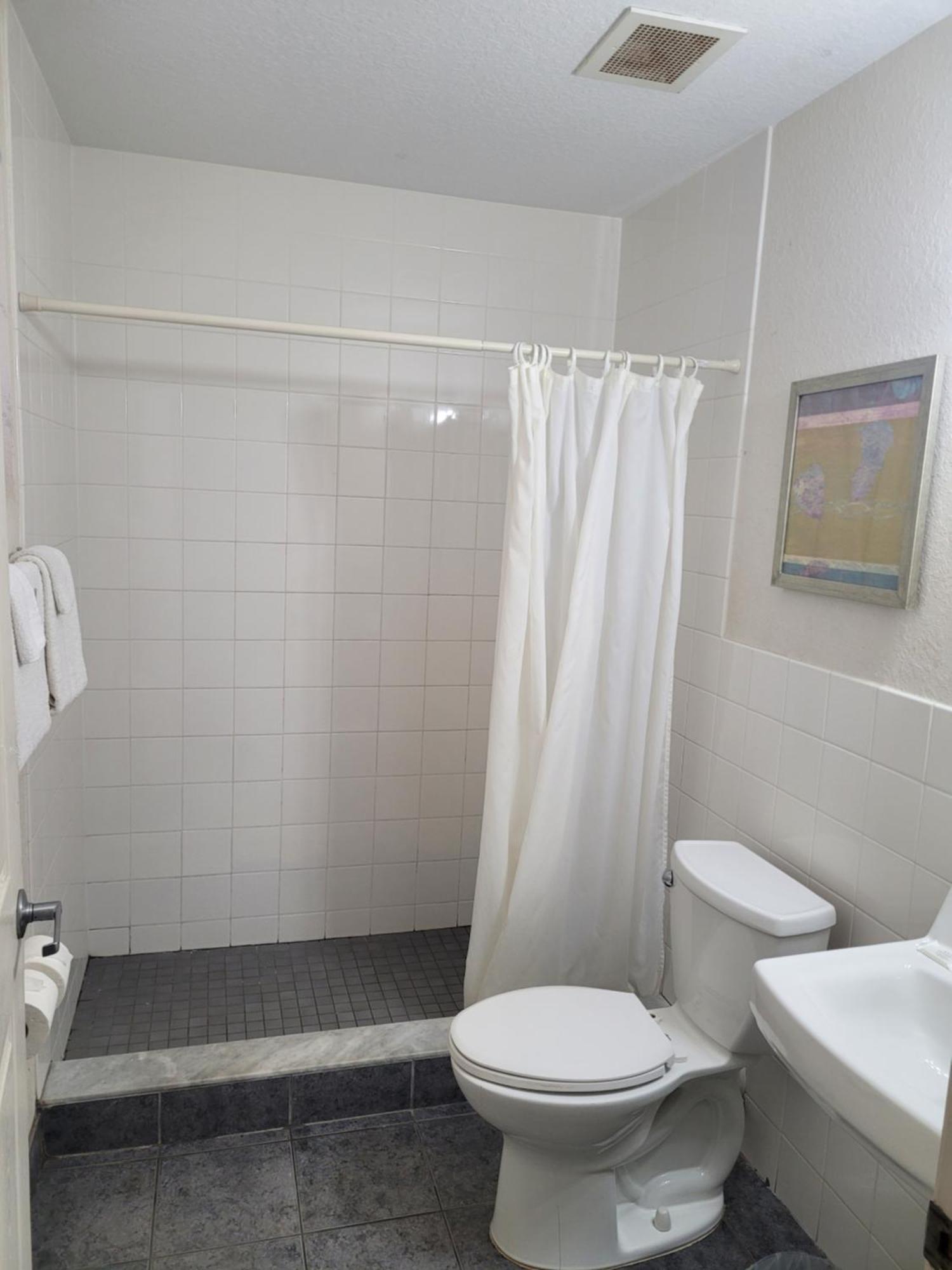 וסט פאלם ביץ' Queens Lodge Motel מראה חיצוני תמונה