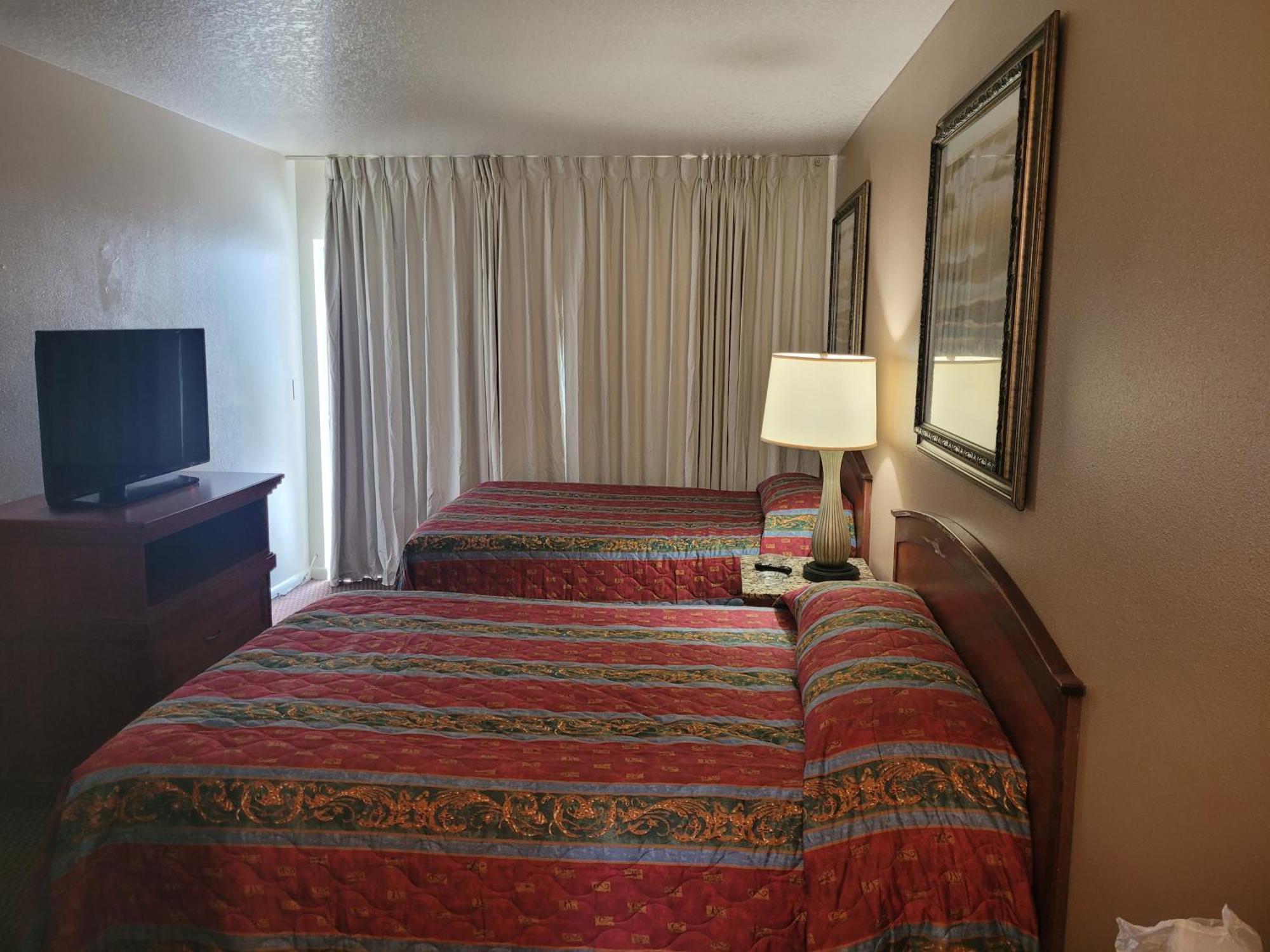 וסט פאלם ביץ' Queens Lodge Motel מראה חיצוני תמונה